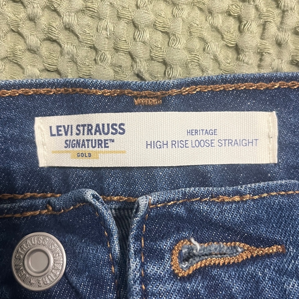 Levi Strauss Signature High-Rise Straight Jeans NWOT - Picture 4 of 9